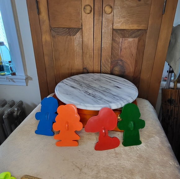 Peanuts Cookie Cutters - Picture 9 of 11